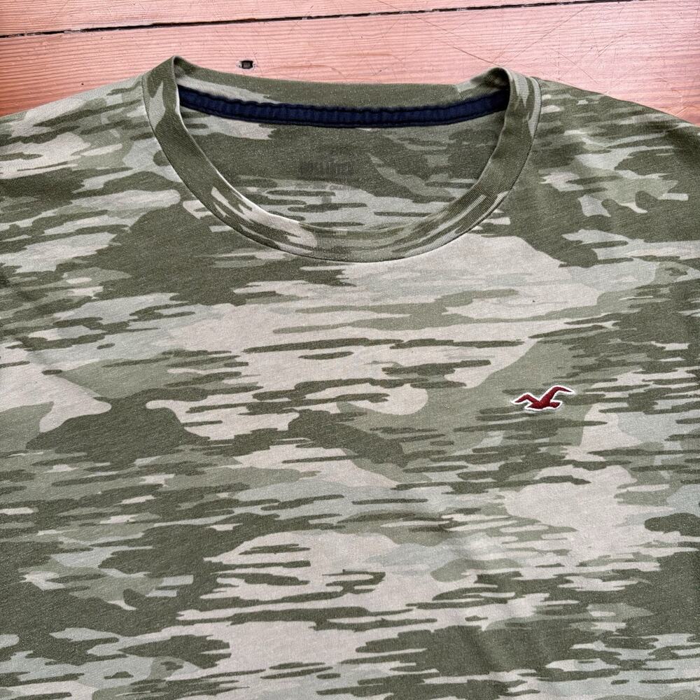 Vintage Y2K Hollister T-Shirt Men's Size M Camo Beach Surf Muscle Fit
